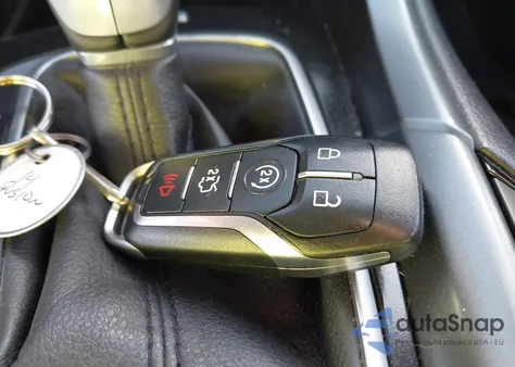 2014 Ford Fusion Energi Titanium from USA, damaged, VIN 3FA6P0SUXER329887